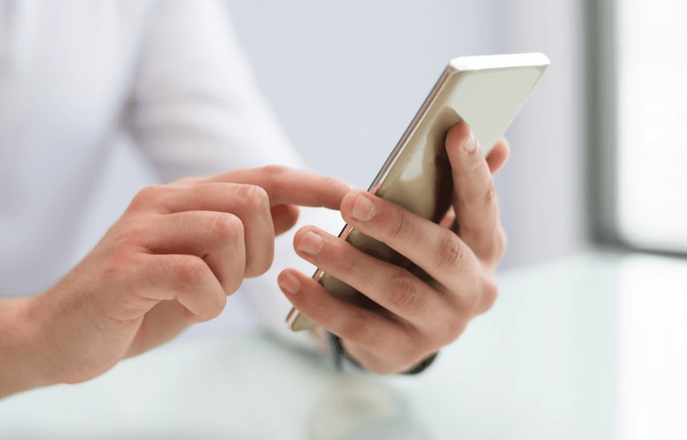 The impact of CX on retention, removing the right keywords on iOS, and more!
